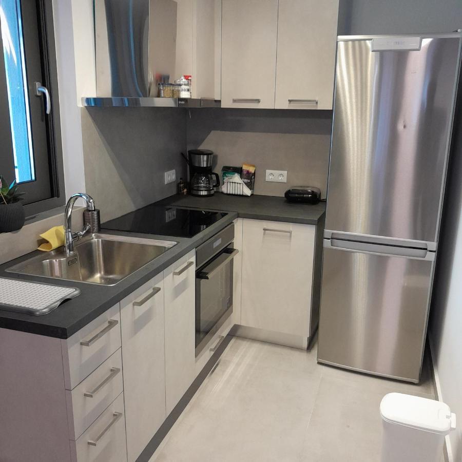 Ferienwohnung Brand New Flat Near De Bosset Bridge, Argostoli Exterior foto